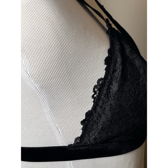 Rene Rofe Black Lace Bralette L Wireless Padded Cross Back Velvet Straps - Picture 4 of 11
